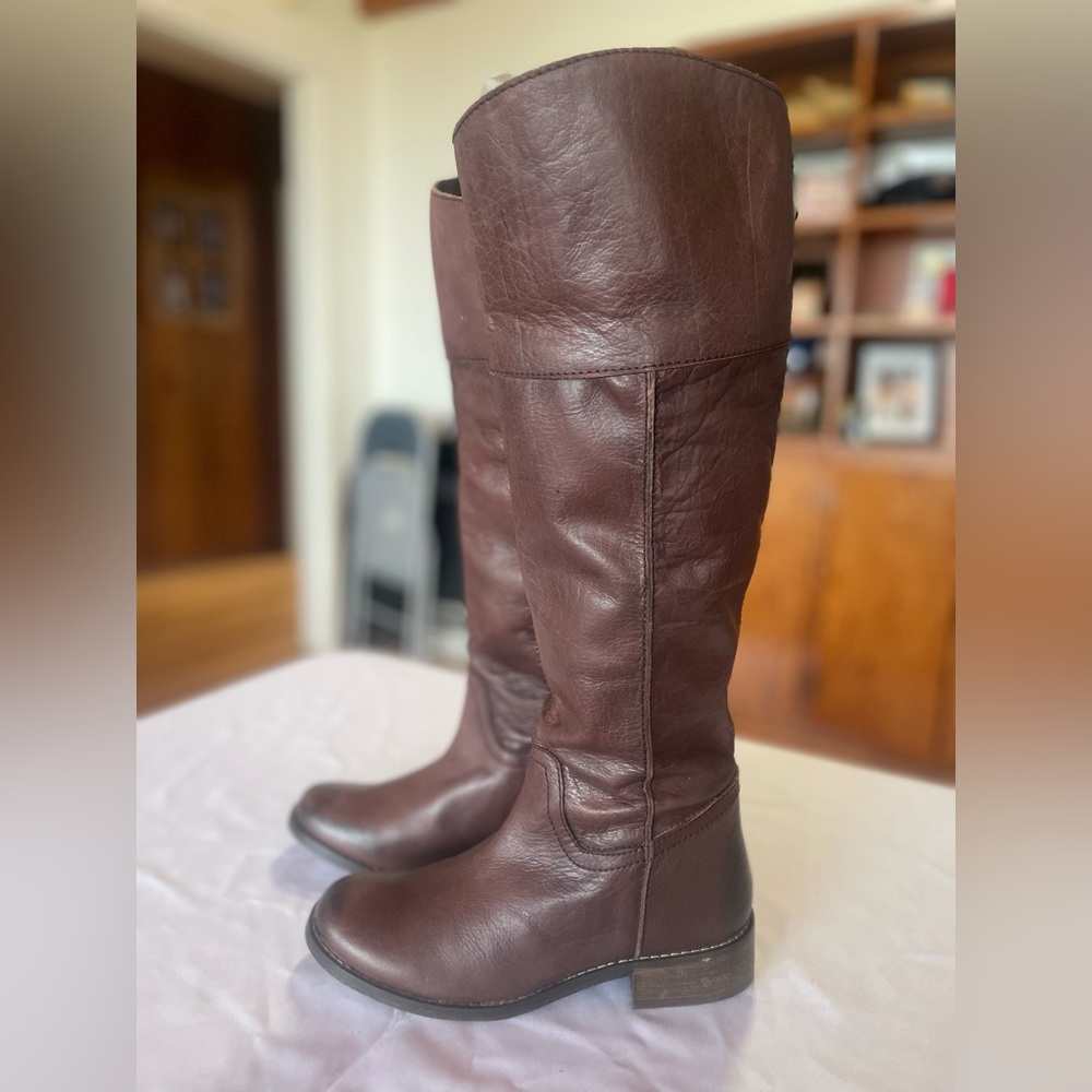 Mia brown riding boots. NEW! 6.5
